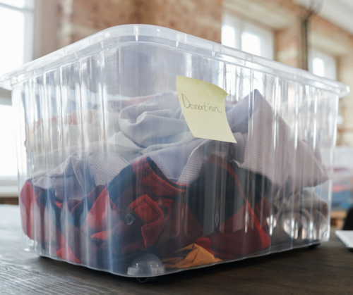 Load your donations into a reusable container.